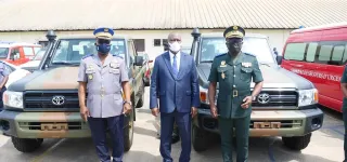cote-divoire-remise-de-vehicules-aux-faci-tene-birahima-annonce-des-distinctions-aux-soldats
